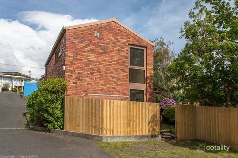 2/674 Sandy Bay Rd, Sandy Bay, TAS 7005