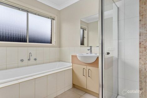 Property photo of 13 Dartmouth Chase Derrimut VIC 3026