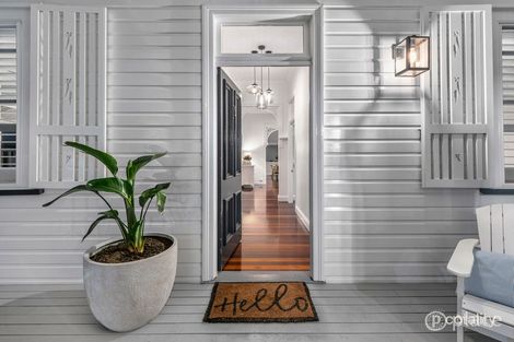 Property photo of 60 McIlwraith Avenue Norman Park QLD 4170