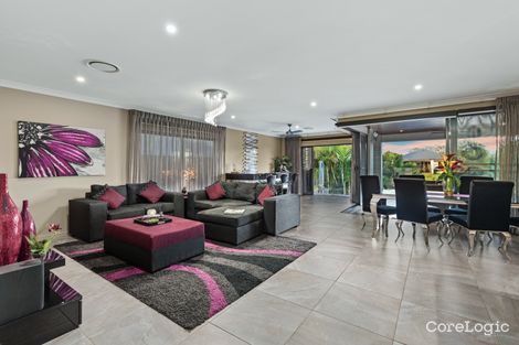 Property photo of 11 Quayside Drive Helensvale QLD 4212
