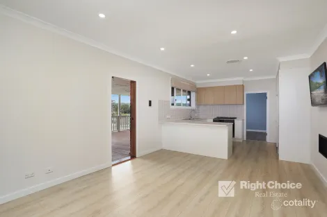 Property photo of 75 Hillside Drive Albion Park NSW 2527