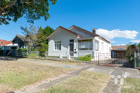 116 Gordon Ave, Hamilton South, NSW 2303