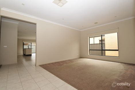 Property photo of 3 Kilmarnock Way Clyde North VIC 3978