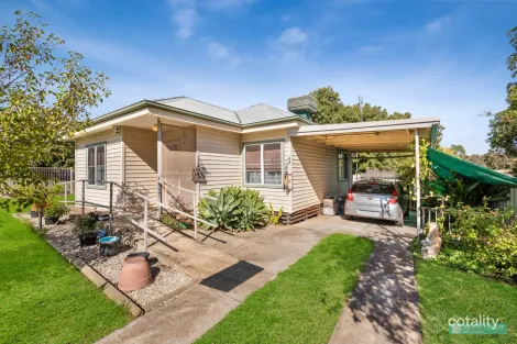 17 Bray St, Long Gully, VIC 3550