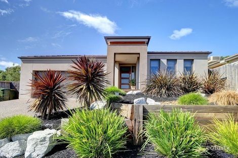 3 Aqueduct Rd, Langwarrin, VIC 3910