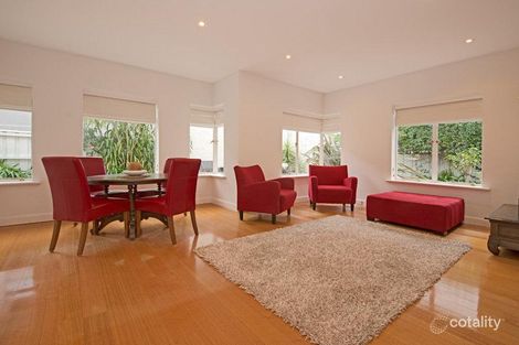 2/1 Maning Ave, Sandy Bay, TAS 7005