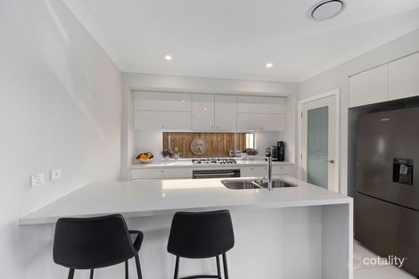 Property photo of 11 Mackenzie Parade Boolaroo NSW 2284