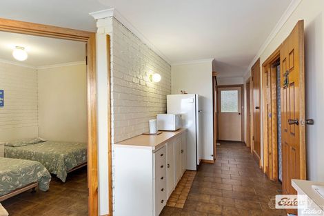 87 Barrage Rd, Goolwa South, SA 5214