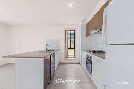 Property photo of 36 Silverwattle Drive Lyndhurst VIC 3975