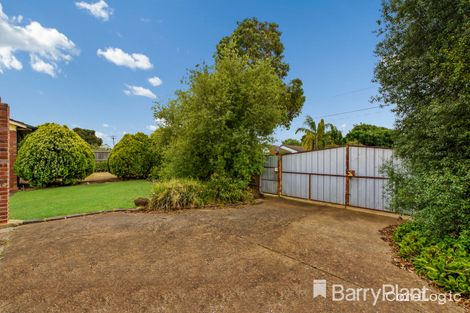 Property photo of 1 Flinders Road Melton South VIC 3338