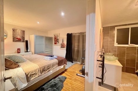 Property photo of 115 Wahine Drive Russell Island QLD 4184