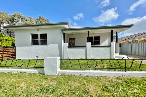 2 Cloete St, Young, NSW 2594