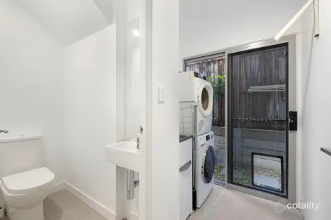 Property photo of 5/43 Riverbrooke Drive Upper Coomera QLD 4209