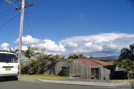 98 Little Lake Cres, Warilla, NSW 2528