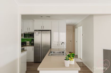 Property photo of 40 Wanderer Court Amaroo ACT 2914