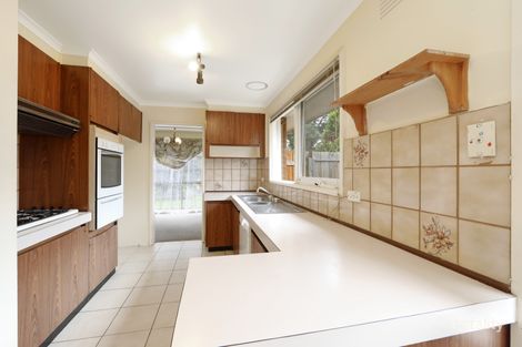 Property photo of 10 Gerang Close Rowville VIC 3178