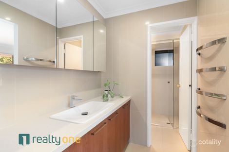 Property photo of 4 Chesters Way Winthrop WA 6150