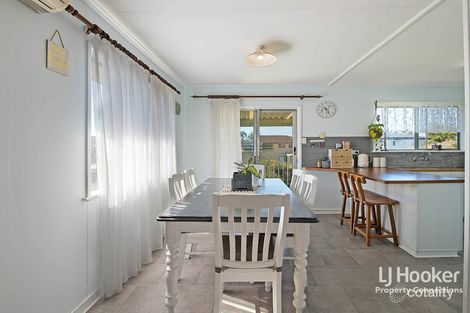 24 Mark St, Kallangur, QLD 4503