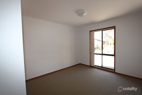 4 Cantle Pl, Karabar, NSW 2620