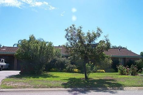 6 Crest Ct, Thornlie, WA 6108