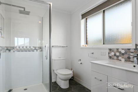 Property photo of 18 Clives Avenue Old Beach TAS 7017