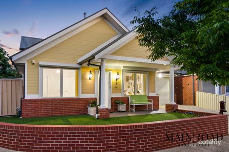 Property photo of 8 Como Glen Caroline Springs VIC 3023