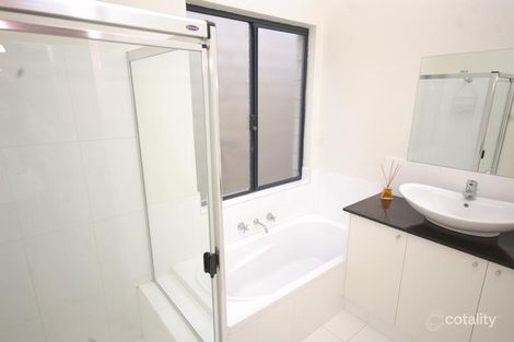 Property photo of 42 Amberley Way Westminster WA 6061