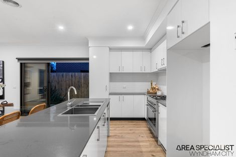 Property photo of 1/23 Landing Place Point Cook VIC 3030