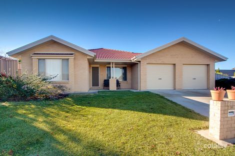 Property photo of 24 Stirling Boulevard Tatton NSW 2650