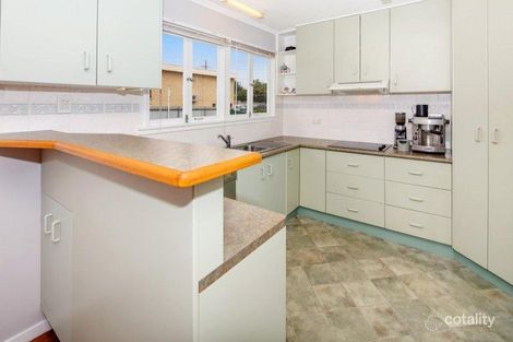 Property photo of 3 Olivella Street Mansfield QLD 4122