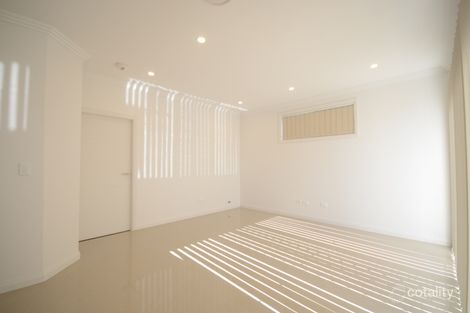 Property photo of 4/13-15 Fullagar Road Wentworthville NSW 2145