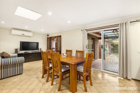 Property photo of 2 Chicquita Place Mill Park VIC 3082