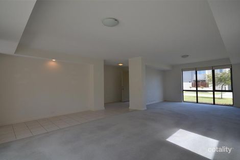 Property photo of 19 Middleton Loop Meadow Springs WA 6210