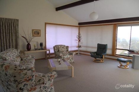 Property photo of 35 Alpine Crescent Grindelwald TAS 7277