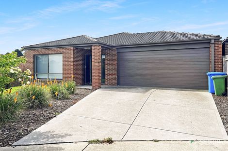10 Fairlane Ct, Cranbourne East, VIC 3977