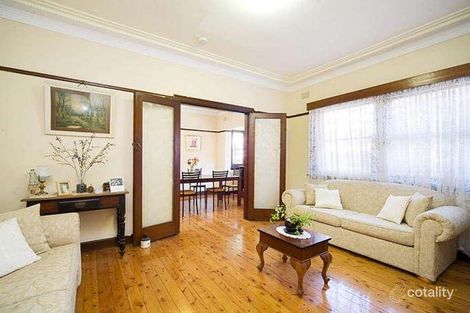 Property photo of 30 Schofield Avenue Earlwood NSW 2206