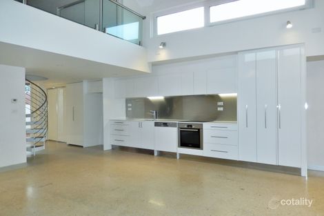 Property photo of 19A Riddell Parade Elsternwick VIC 3185