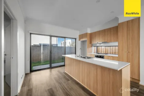 Property photo of 13 Steadfield Circuit Melton South VIC 3338