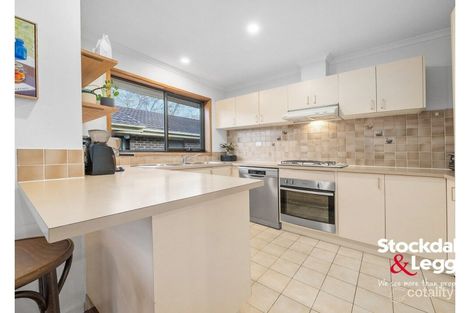 Property photo of 10/55 Broadford Crescent Macleod VIC 3085