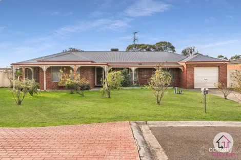 Property photo of 4 Geoffrey Court Kilmore VIC 3764