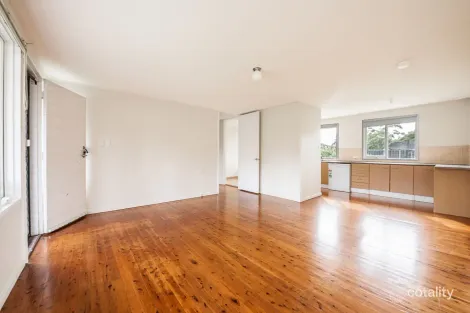 Property photo of 17 Maree Boulevard Killarney Vale NSW 2261