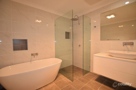 3/14-15 Alex Cl, Ourimbah, NSW 2258