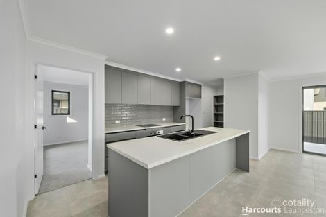 2/3 Garland Gr, Youngtown, TAS 7249