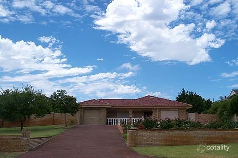 39 Lakeway Dr, Kingsley, WA 6026