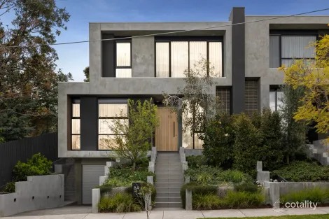 8a Vanberg Rd, Essendon, VIC 3040