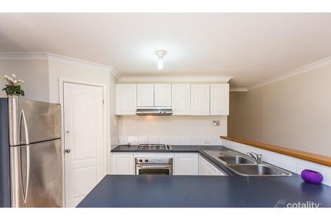 Property photo of 17A Ellesmere Circuit Success WA 6164