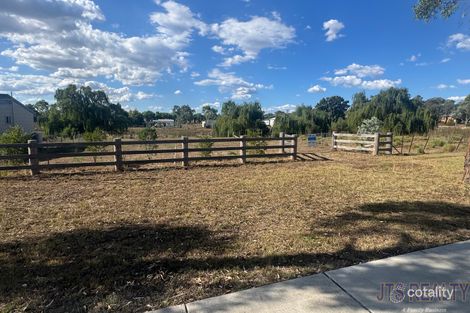 18/18 Blaxland St, Merriwa, NSW 2329