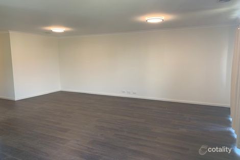 Property photo of 21 Parkmore Crescent Westmeadows VIC 3049
