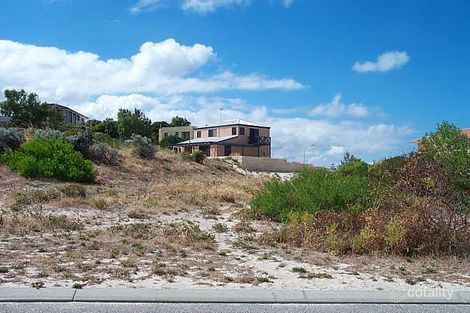 3 Tenggara Ave, Two Rocks, WA 6037