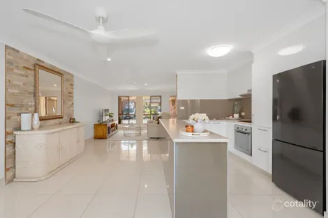 8/1 Doyalson Pl, Helensvale, QLD 4212